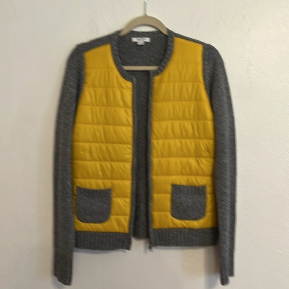 Nautical Size S Crew Neck Zip Front Gray Knit Sweater W/Yellow Puffer Panels - Picture 3 of 8